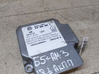 blok-upravleniia-airbag-volkswagen-passat-b5-gp-poduskami-bezopasnosti-art-42434