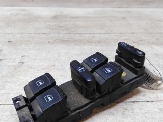 blok-upravleniia-steklopodieemnikami-volkswagen-passat-b5-gp-art-42744