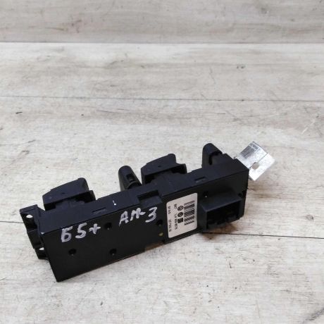 blok-upravleniia-steklopodieemnikami-volkswagen-passat-b5-gp-art-42744-big-1