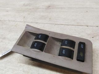 blok-upravleniia-steklopodieemnikami-audi-a6-c5-art-43150