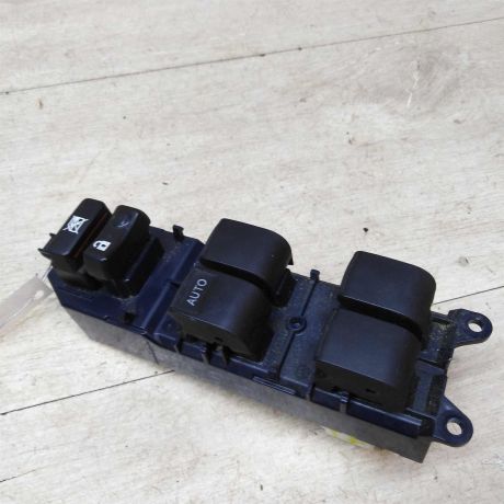 blok-upravleniia-steklopodieemnikami-toyota-camry-v40-art-43171-big-0