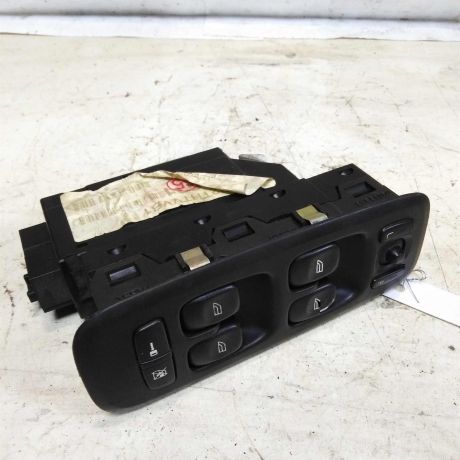 blok-upravleniia-steklopodieemnikami-volvo-xc90-rest-art-43292-big-0
