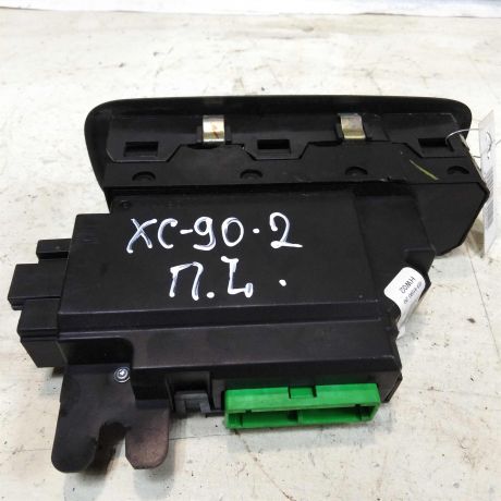 blok-upravleniia-steklopodieemnikami-volvo-xc90-rest-art-43292-big-2