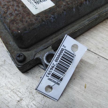 ebu-dvigatelia-volvo-xc90-rest-32i-art-43596-big-3