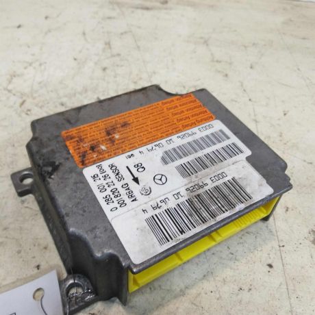 blok-upravleniia-airbag-poduski-bezopasnosti-mercedes-w220-99gv-32i-akpp-art-44750-big-0