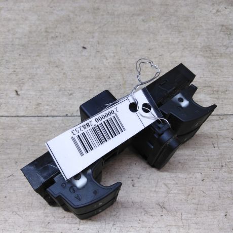 blok-upravleniia-steklopodieemnikami-volkswagen-passat-b6-art-44941-big-1