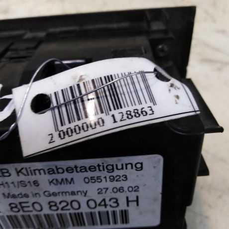 blok-upravleniia-peckoi-i-kondicionerom-audi-a4-b6-8e-art-45317-big-1