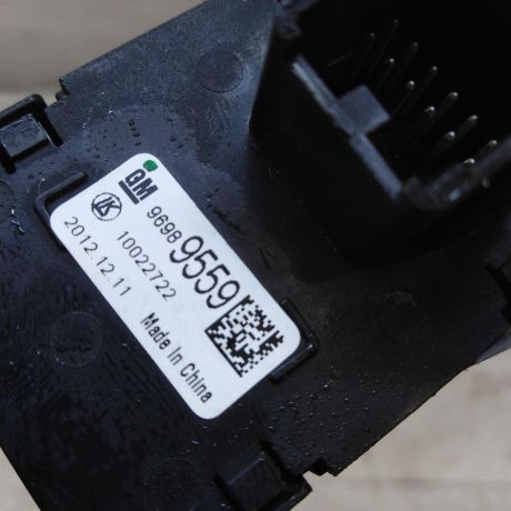 blok-upravleniia-svetom-chevrolet-cobalt-art-45557-big-5