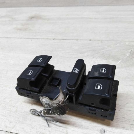 blok-upravleniia-steklopodieemnikami-volkswagen-jetta-5-art-45856-big-0