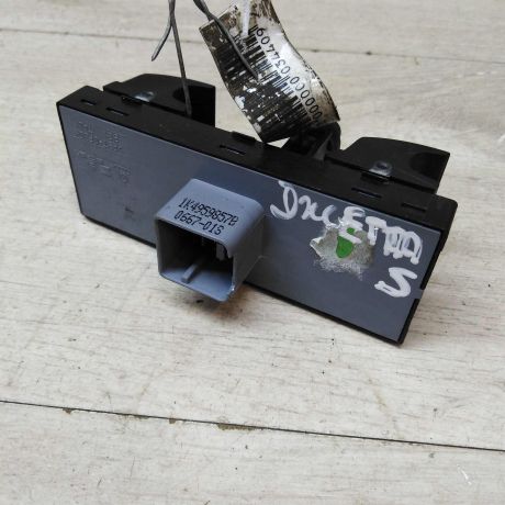 blok-upravleniia-steklopodieemnikami-volkswagen-jetta-5-art-45856-big-4