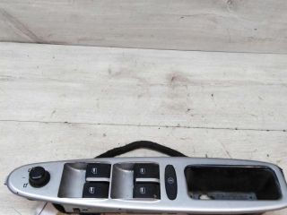 blok-upravleniia-steklopodieemnikami-chery-amulet-16i-art-46043