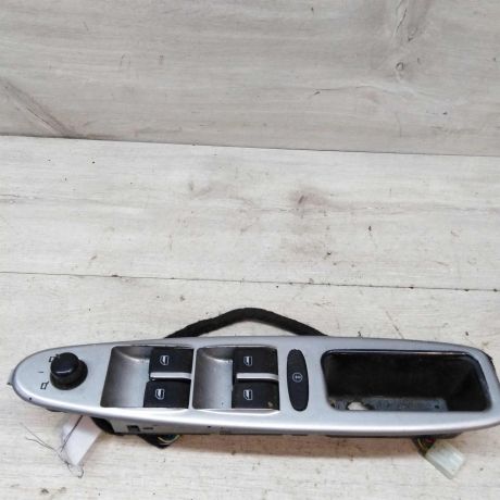 blok-upravleniia-steklopodieemnikami-chery-amulet-16i-art-46043-big-0