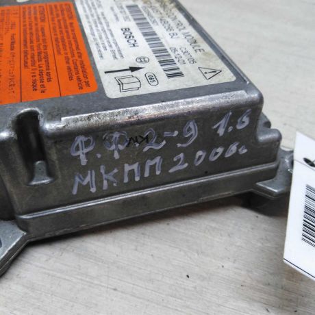 blok-upravleniia-airbag-poduskami-bezopasnosti-ford-focus-2-do-rest-art-46120-big-1