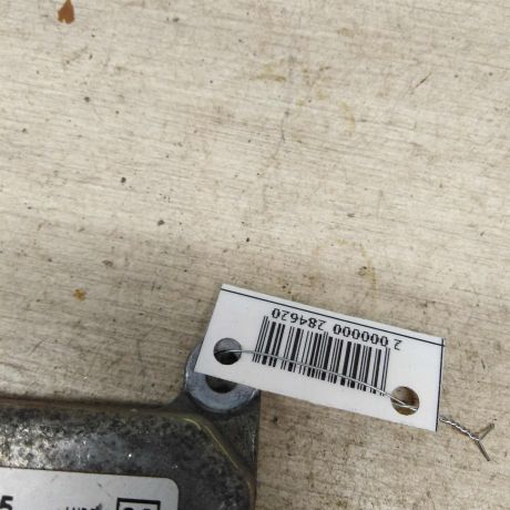 blok-upravleniia-airbag-poduskami-bezopasnosti-volkswagen-jetta-4-art-46177-big-2