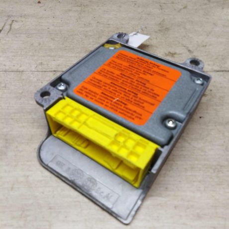 blok-upravleniia-airbag-poduskami-bezopasnosti-volkswagen-jetta-4-art-46177-big-3