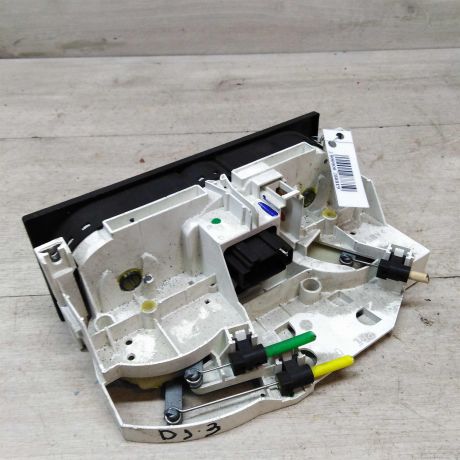 blok-upravleniia-peckoi-volkswagen-jetta-4-volkswagen-golf-iv-volkswagen-bora-art-46178-big-3