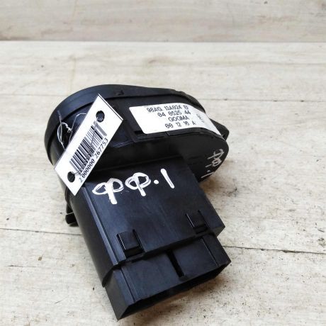 blok-upravleniia-svetom-ford-focus-1-art-46345-big-3