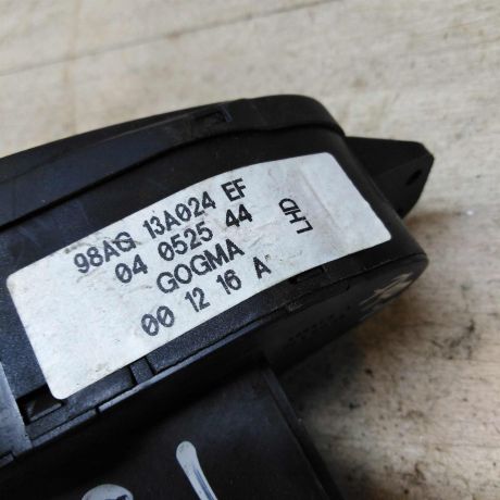 blok-upravleniia-svetom-ford-focus-1-art-46345-big-4