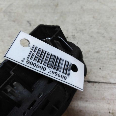 blok-upravleniia-steklopodieemnikami-ford-focus-1-art-46430-big-4