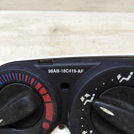 blok-upravleniia-peckoi-ford-focus-1-art-46478-big-3