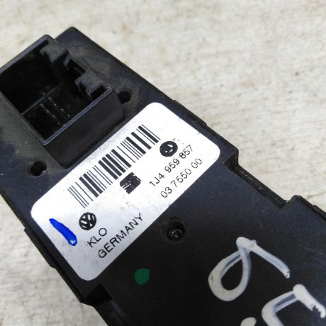 blok-upravleniia-steklopodieemnikami-volkswagen-passat-b5-art-46747-big-2