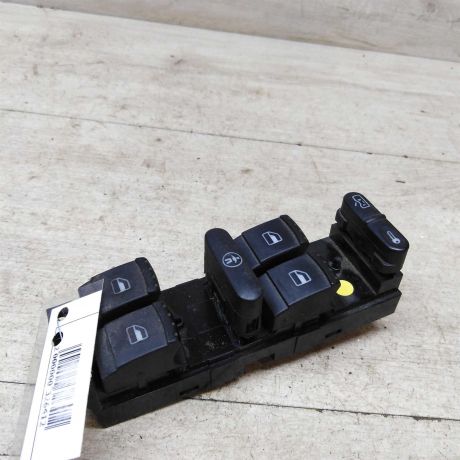 blok-upravleniia-steklopodieemnikami-volkswagen-passat-b5-art-46958-big-2