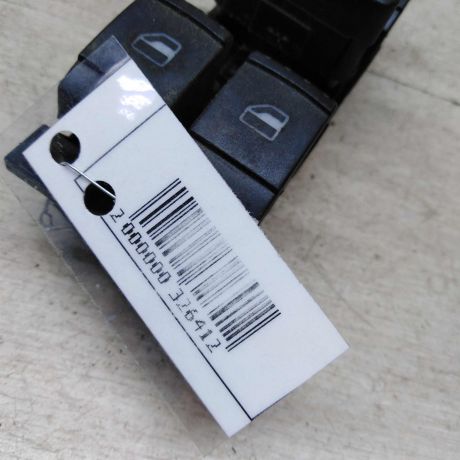 blok-upravleniia-steklopodieemnikami-volkswagen-passat-b5-art-46958-big-3