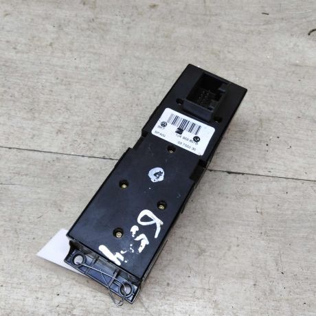 blok-upravleniia-steklopodieemnikami-volkswagen-passat-b5-art-46958-big-1