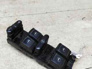 blok-upravleniia-steklopodieemnikami-volkswagen-golf-4-art-47004