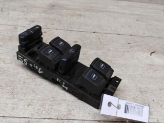 blok-upravleniia-steklopodieemnikami-volkswagen-passat-b5-gp-art-47007