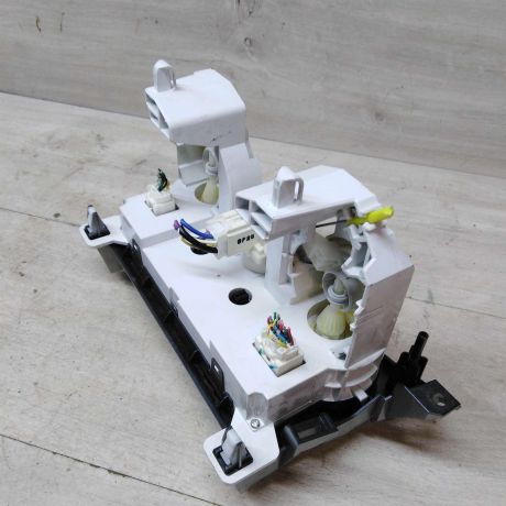 blok-upravleniia-peckoi-kondicionerom-mazda-3-bl-art-48052-big-1