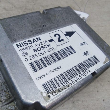 blok-upravleniia-airbag-poduskami-bezopasnosti-nissan-primera-p12-art-50481-big-1