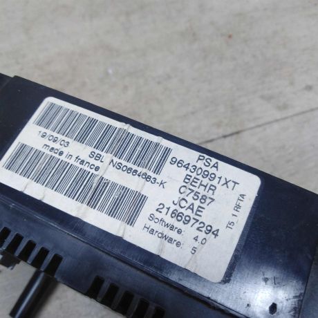 blok-upravleniia-peckoi-kondicionerom-peugeot-307-16i-art-50732-big-4