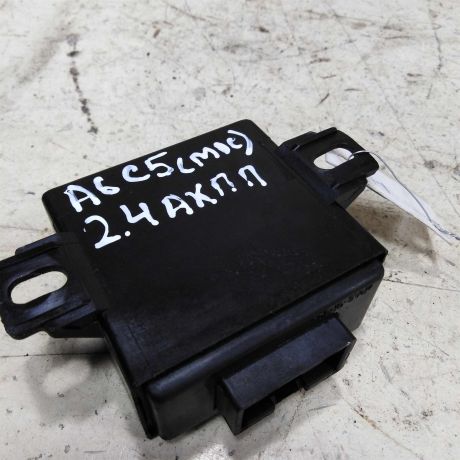 blok-upravleniia-korrektorom-far-audi-a6-c5-art-50762-big-2