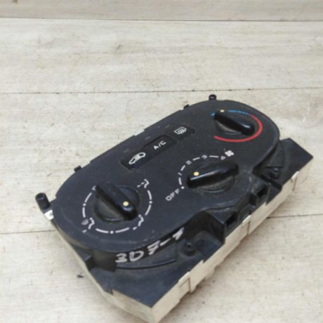 blok-upravleniia-peckoi-i-kondicionerom-peugeot-307-art-51048-big-1