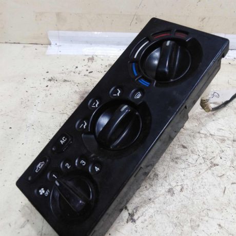 blok-upravleniia-peckoi-i-kondicionerom-daewoo-nexia-15i-art-51211-big-0