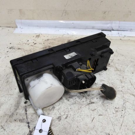 blok-upravleniia-peckoi-i-kondicionerom-daewoo-nexia-15i-art-51211-big-1