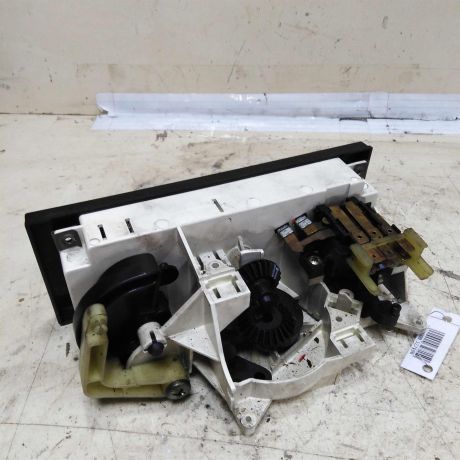 blok-upravleniia-peckoi-audi-80-b3-art-51721-big-4