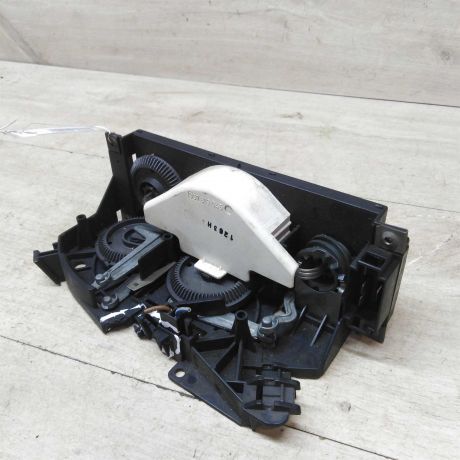 blok-upravleniia-peckoi-volkswagen-passat-b3-b4-volkswagen-golf-3-volkswagen-vento-art-51764-big-3