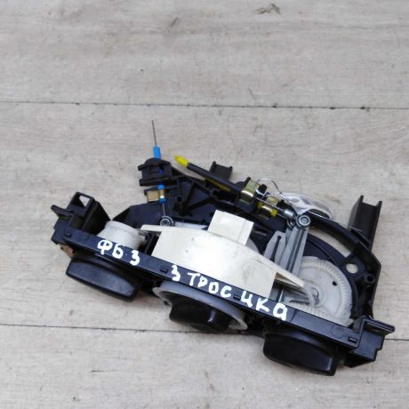 blok-upravleniia-peckoi-volkswagen-golf-3-volkswagen-vent-tri-trosa-art-51772-big-1