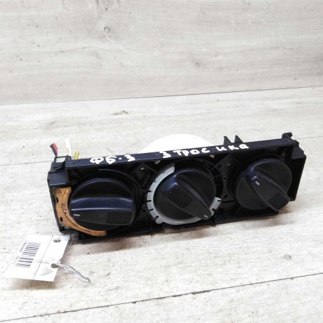 blok-upravleniia-peckoi-volkswagen-golf-3-volkswagen-vento-volkswagen-passat-b3-volkswagen-passat-b4-art-51794-big-0