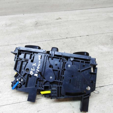 blok-upravleniia-peckoi-volkswagen-golf-3-volkswagen-vento-volkswagen-passat-b3-volkswagen-passat-b4-art-52495-big-3
