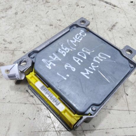 blok-upravleniia-airbag-poduskami-bezopasnosti-audi-a4-b5-art-52536-big-1