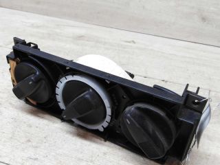 blok-upravleniia-peckoi-volkswagen-golf-3-defekt-na-foto-treshhina-volkswagen-vento-art-52620