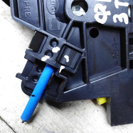 blok-upravleniia-peckoi-volkswagen-golf-3-defekt-na-foto-treshhina-volkswagen-vento-art-52620-big-4