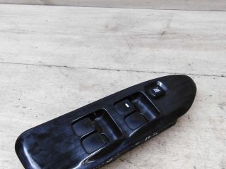 blok-upravleniia-steklopodieemnikami-mitsubishi-lancer-9-art-52671