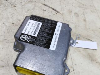 blok-upravleniia-poduskami-bezopasnosti-volkswagen-passat-b7-art-52748