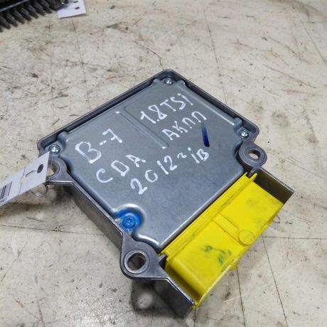 blok-upravleniia-poduskami-bezopasnosti-volkswagen-passat-b7-art-52748-big-2