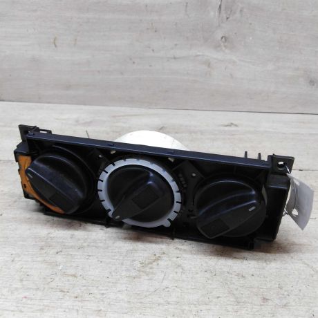 blok-upravleniia-peckoi-volkswagen-golf-3-volkswagen-vento-volkswagen-passat-b3-volkswagen-passat-b4-art-52754-big-0