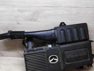 ebu-dvigatelia-16i-z6-korpus-vozdusnogo-filtra-mazda-3-bk-sedan-art-55106